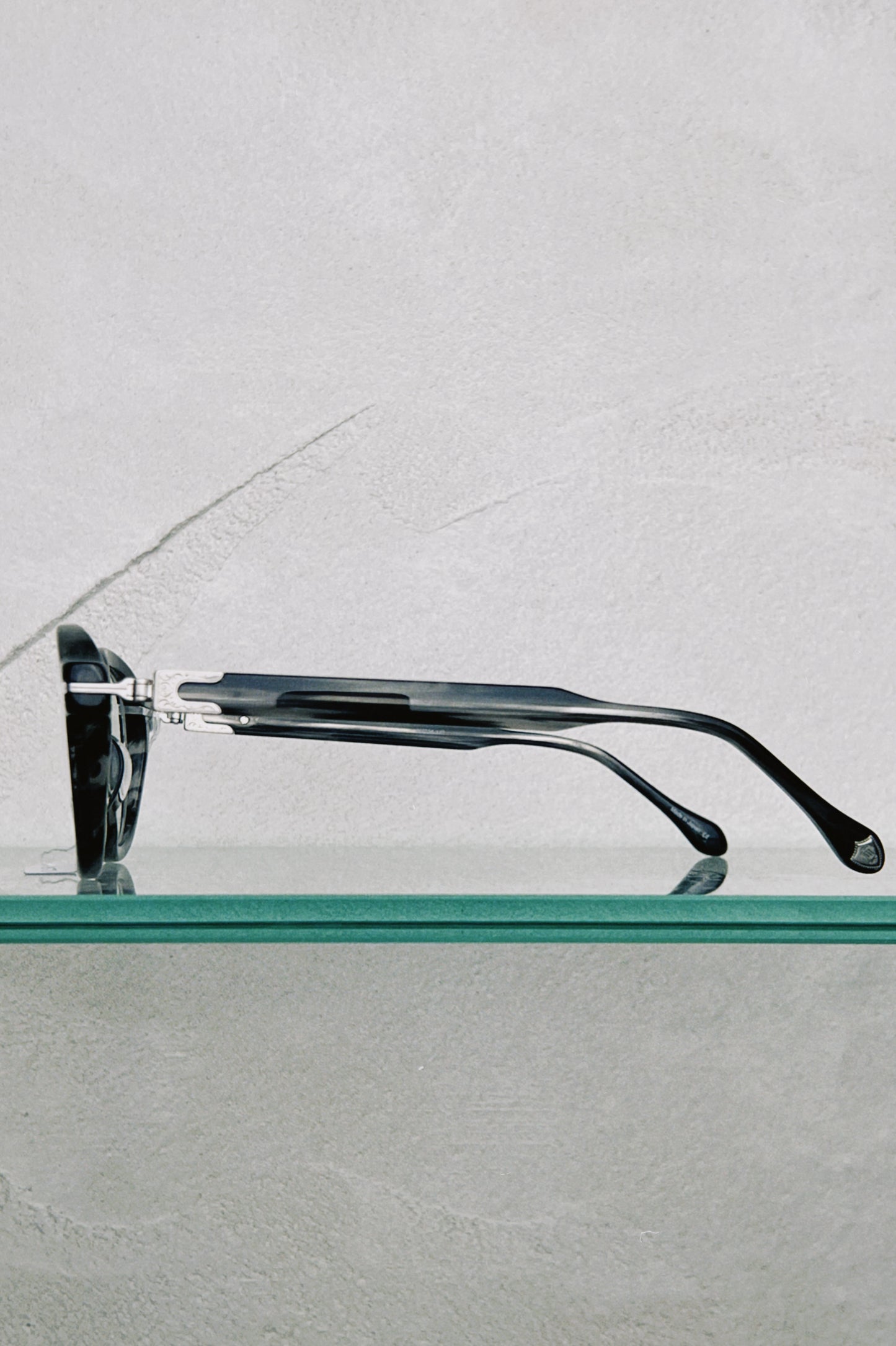 MATSUDA M2050 in Black Stripe - Brushed Silver