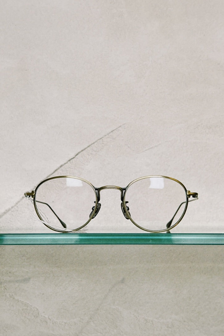 Taylor with Respect - hoop in Antique Gold