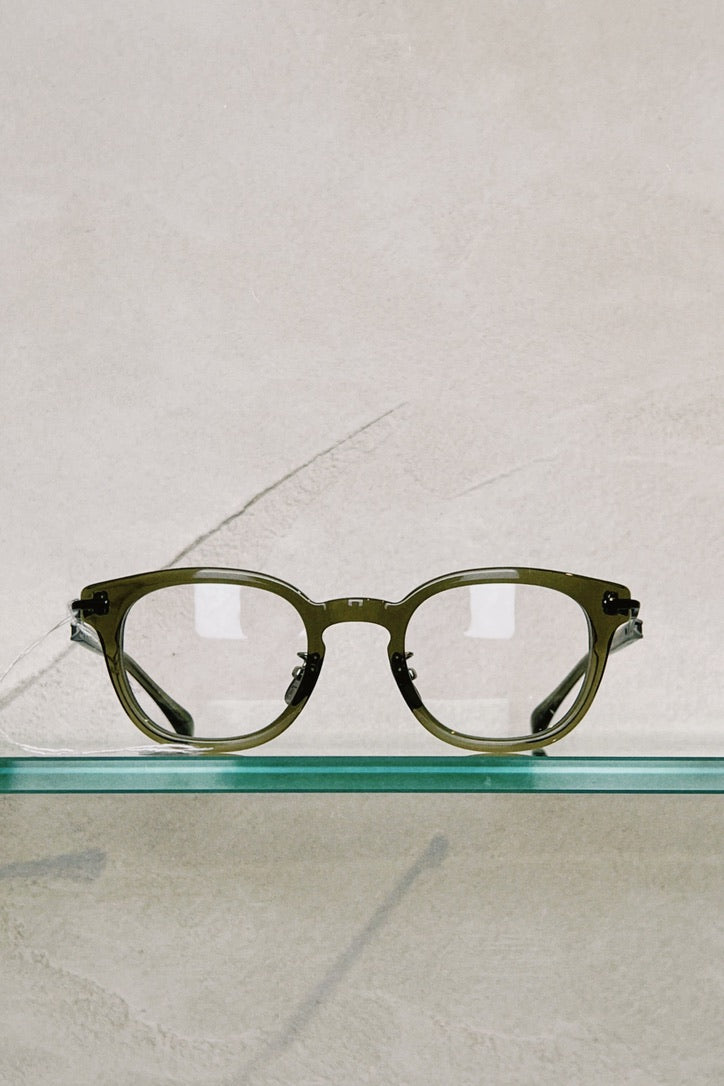 Taylor with Respect - "thick" in Khaki