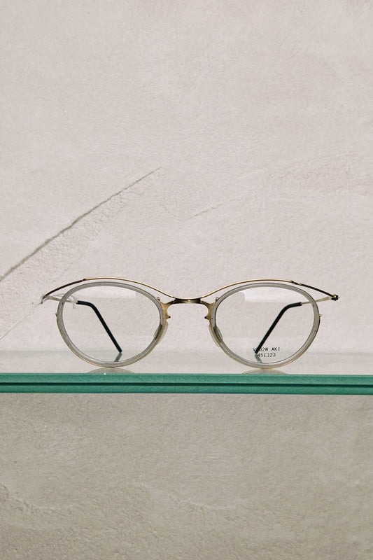 TITANIKA - V302W Aki in Gold & Grey