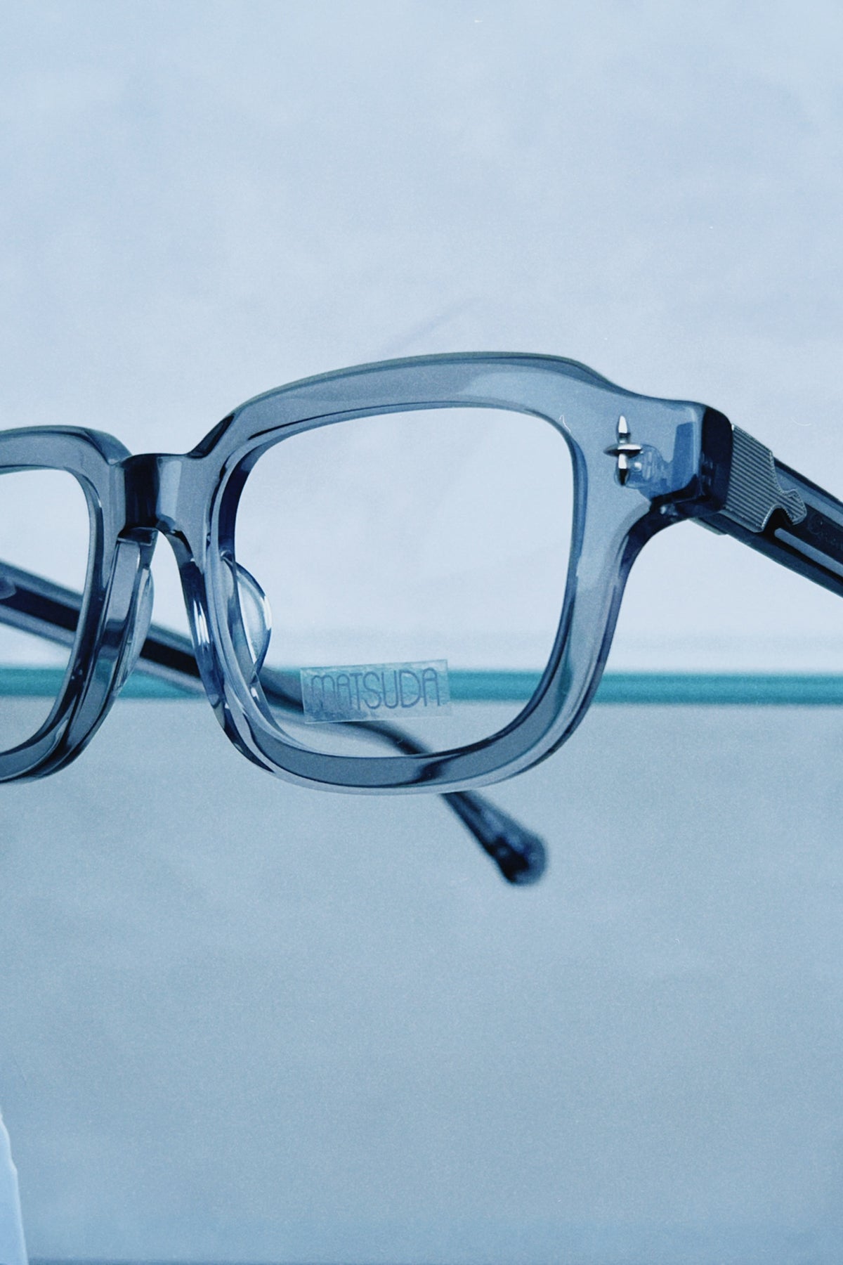 MATSUDA M1044 in Grey Crystal