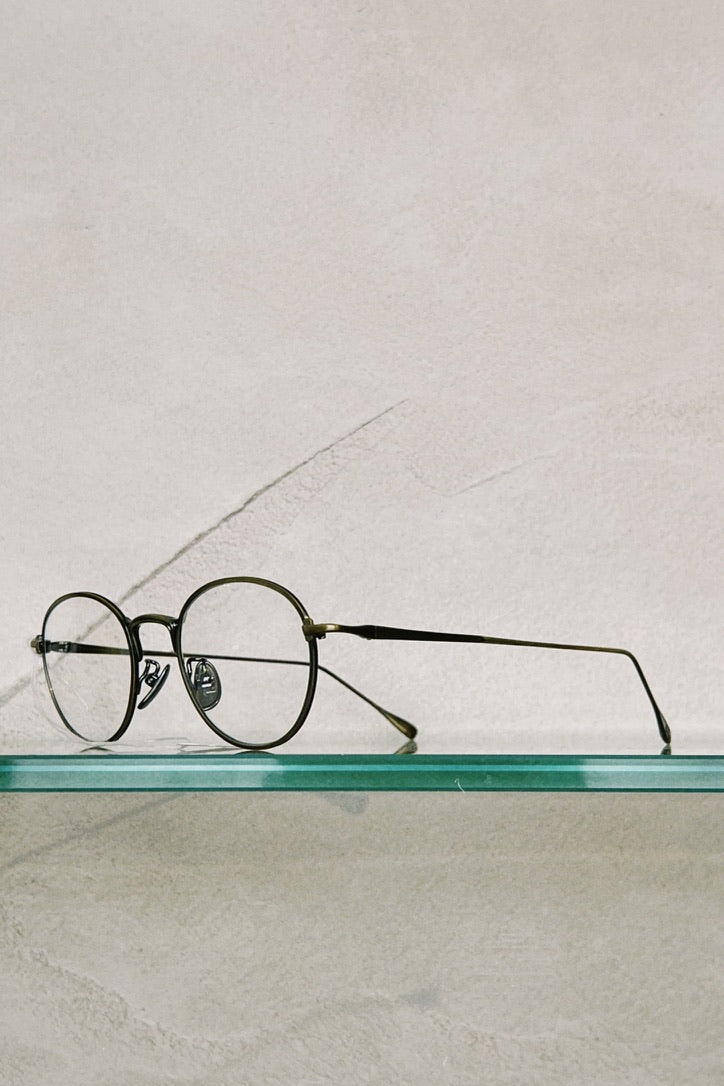 Taylor with Respect - hoop in Antique Gold